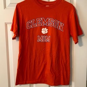 Clemson Mom t-shirt